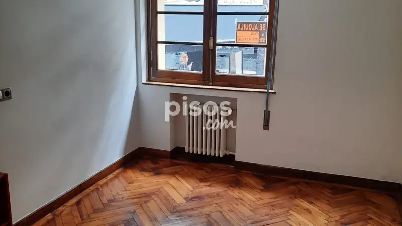 Piso en alquiler en Centro