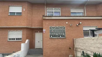 Casa adosada en alquiler en Calle de Benito Pérez Galdós, cerca de Ronda Castilla Oeste