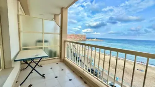 Apartamento en alquiler en Playa de los Locos