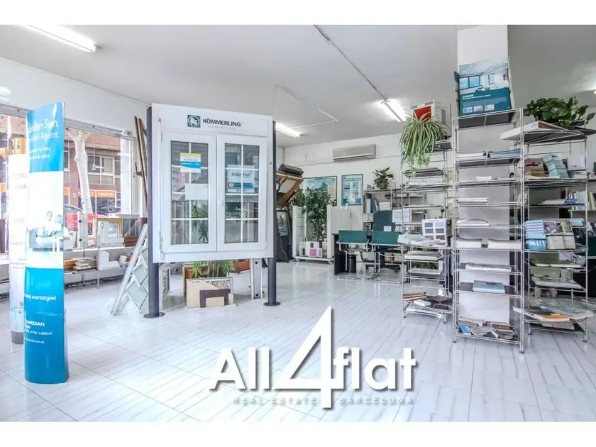 venta Local Comercial en Sants, Barcelona (003399)- Globaliza