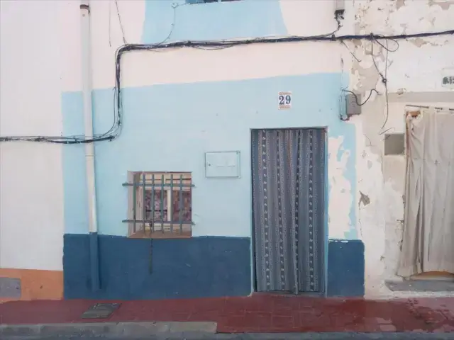 Piso en venta en Calle Linde Fuente