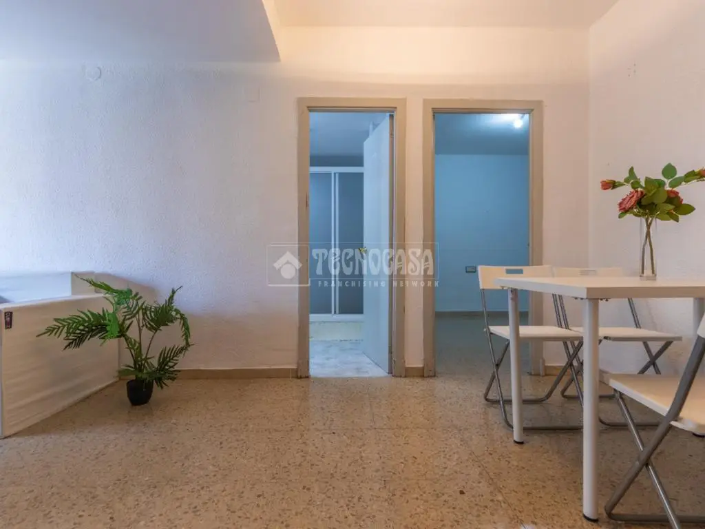 Piso en venta en Carrer Higini Anglès