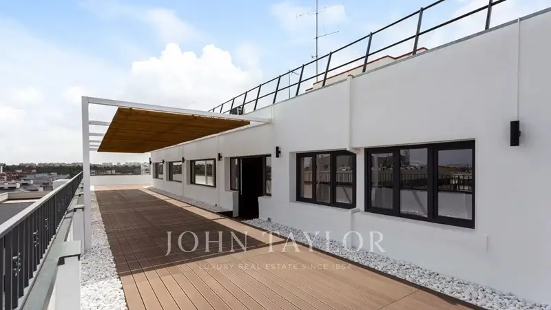 Atico Loft con Gran Terraza en Madrid