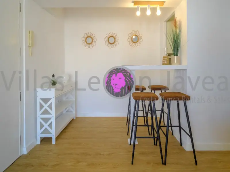 Alquiler Apartamento con Terraza y Vistas al Mar en Los Arenales del Sol