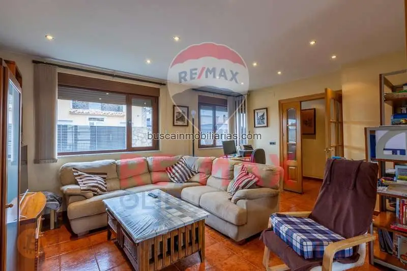 Chalet en Venta en Urbanización Privada