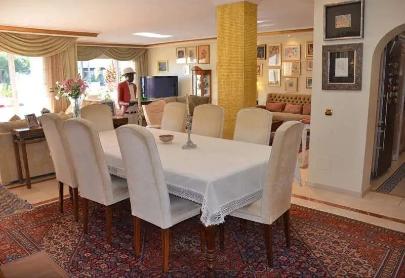 Atico en Venta Puerto Banus 3 Dormitorios 4 Banos