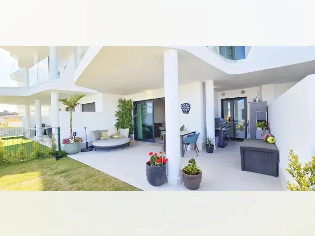 Apartamento 3 Dormitorios Benalmádena Pueblo