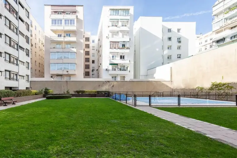 Apartamento en Alquiler Madrid 2 dormitorios 1 bao