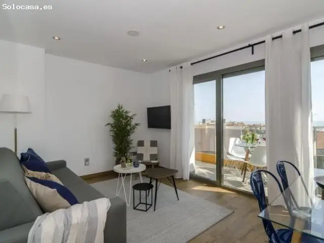 Alquiler Piso Sitges: Atico con Terraza y Vistas al Mar