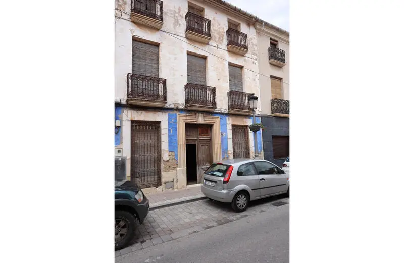 Apartamento 6 Cuartos en Venta Pinoso Alicante
