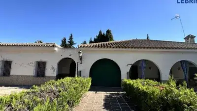 Casa Adosada en Venta Lebrija - Finca Urbana con Dos Chalets