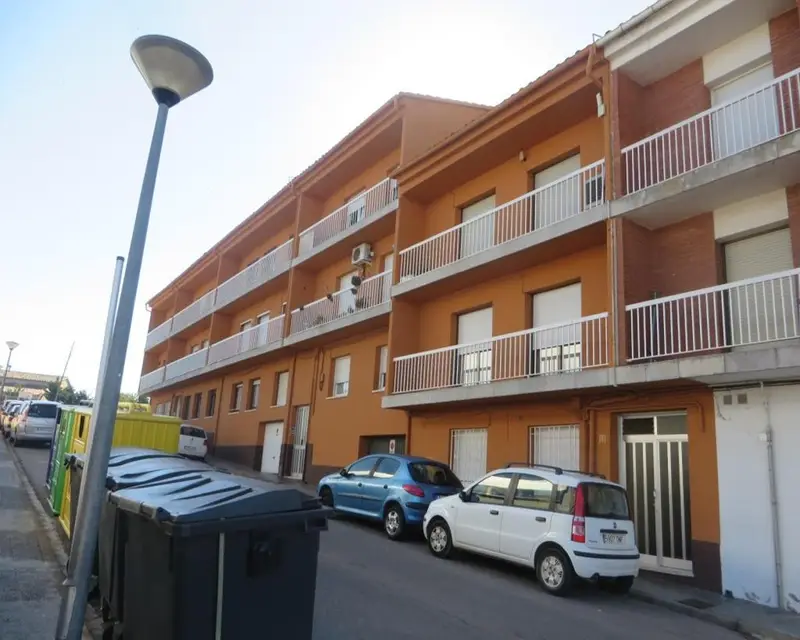 Garaje en Venta en Sils Girona