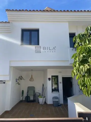 Casa Adosada Moderna en Riviera del Sol 3 Dormitorios