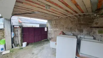 Casa en Venta cerca de O Carballiño con Finca de 500m2