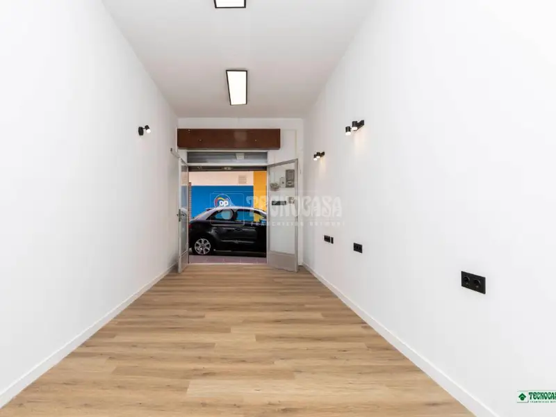 Local Comercial en Venta Huércal de Almería Centro