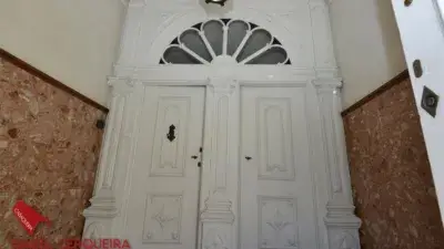 Casa Señorial en A Guarda con Patio Interior