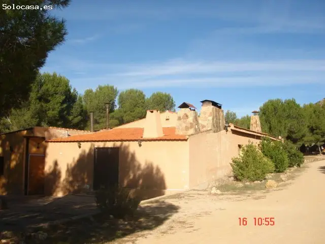 Merendero con 10 habitaciones y casa: Ideal familias numerosas