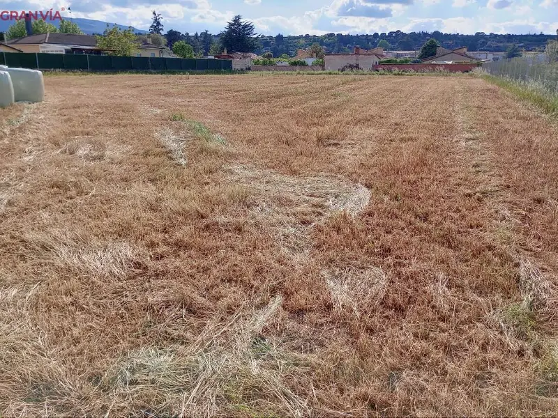 Venta Terreno La Tapiada Albelda de Iregua