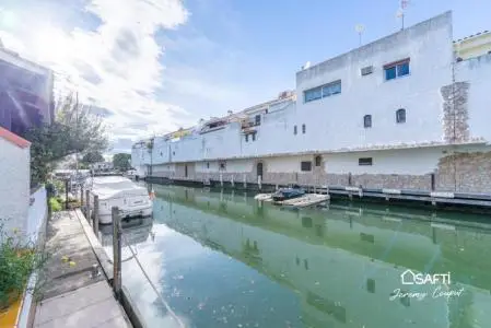 Casa Isla Cartago con Amarre 8 5m 3 Dormitorios Cerca Playa