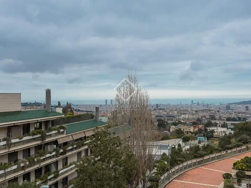 Chalet en venta en Barcelona: Lujo y Naturaleza en Torre Vilana
