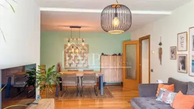 Piso en Venta Puerto de Badalona 120m2 3 Dormitorios Terraza Vistas al Mar