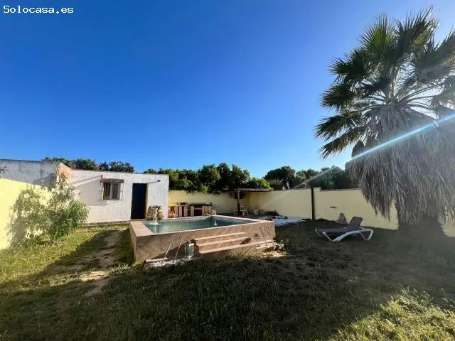 Chalet con Piscina en Carboneros Chiclana