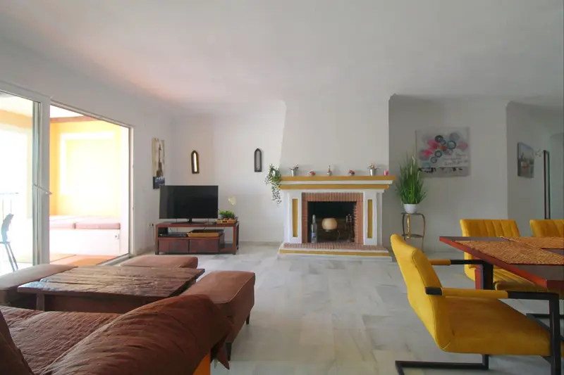 Piso de 2 Dormitorios en venta Puerto Banus, España