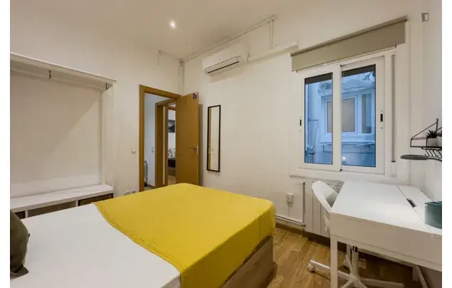 Alquiler Apartamento 5 Dormitorios L Hospitalet Llobregat 3 24 Meses