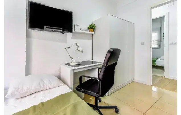 Rent a room of 95 m² in Valladolid