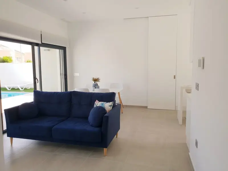 Villas en Pinar de Campoverde: 3 dormitorios, 2 baños, piscina opcional