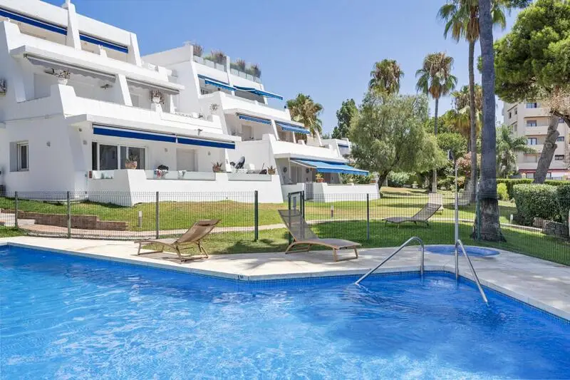 Apartamento 3 Dormitorios Nueva Andalucía Cerca Puerto Banús