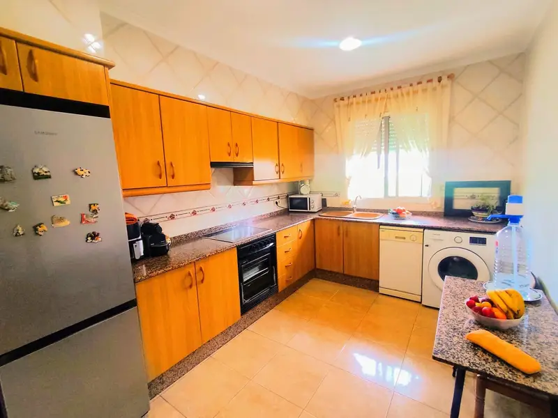 Chalet en Montroy con Piscina Privada y Jardin