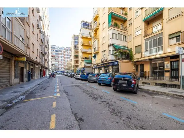 Local Comercial 360m2 Granada Camino Ronda