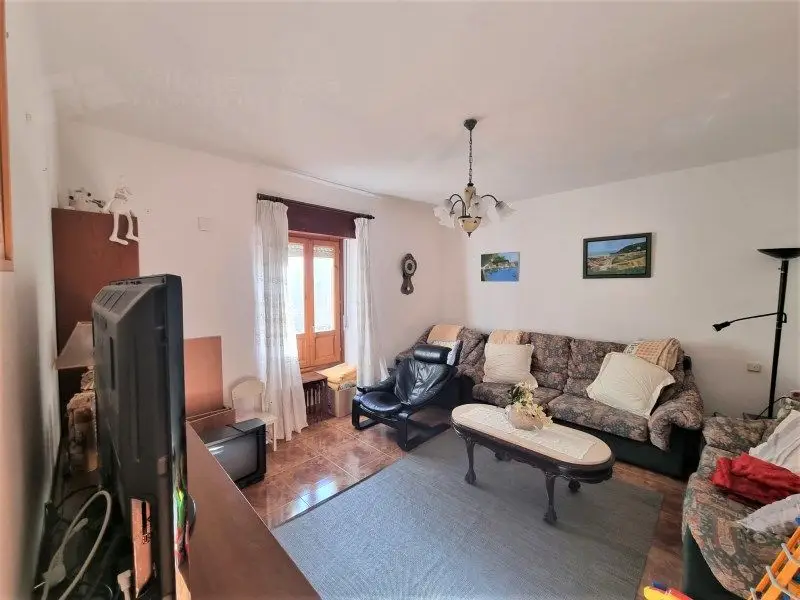 Venta Piso 3 Habitaciones Trespaderne Ref PIS_568
