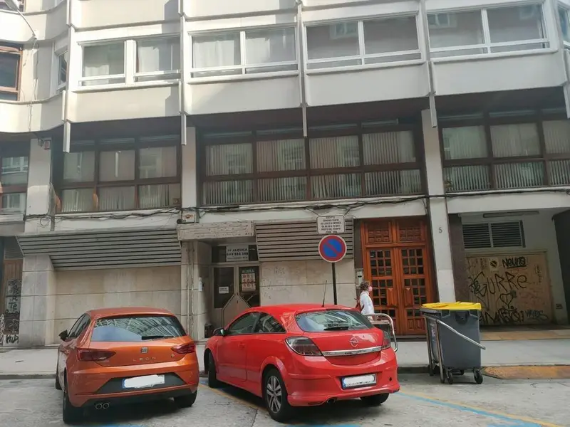 Venta Local Comercial Ensanche A Coru													ña