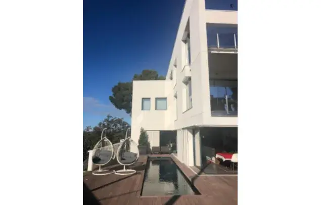 Estudio Moderno en Barcelona Zona Residencial