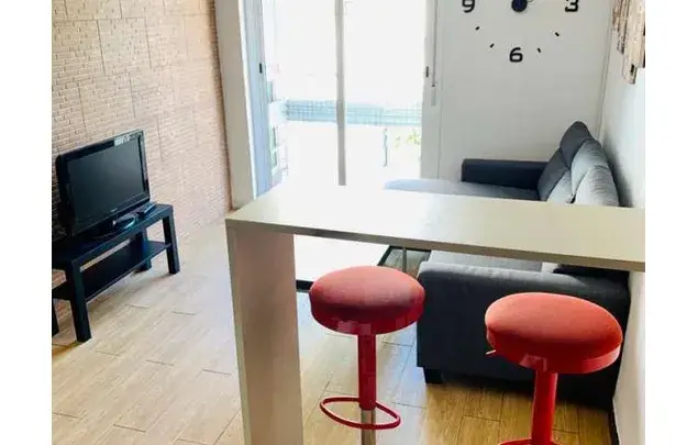 Alquiler Habitaciones Sevilla - Piso Amueblado con Terraza y Solarium