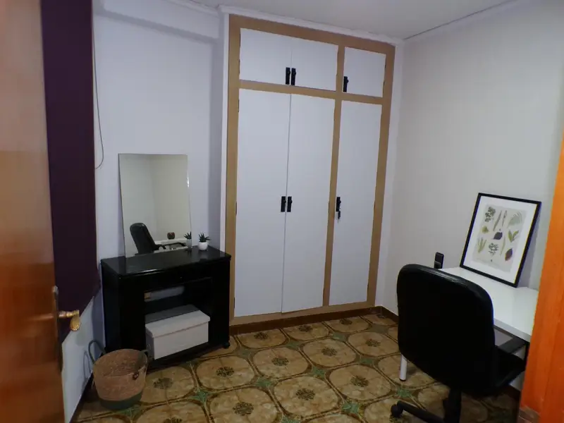 Piso en venta cerca de Plaza Joaquim Ballester 3 habitaciones
