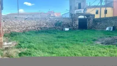 Casa en venta en Carrer de Garriguella