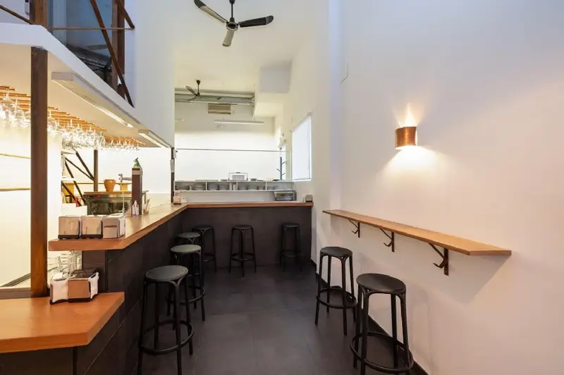 Venta Local Comercial Reformado Ganivet Granada