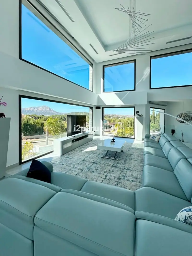 Chalet de Lujo en Venta Monte Olimpo Javea