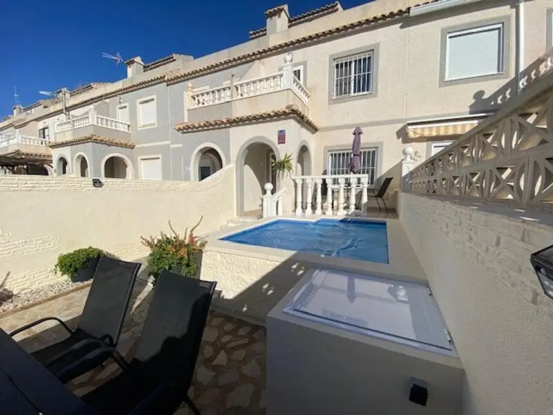 Dúplex con Vistas al Golf Cerca de Murcia y el Mar
