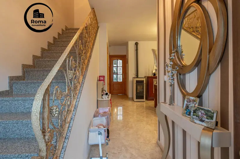 Venta Adosado con Patio en Cijuela - 3 Dormitorios - Garaje