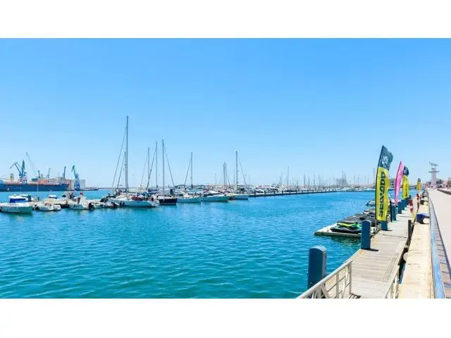 Amarres y Pa

oles en Venta Puerto Castell

ón