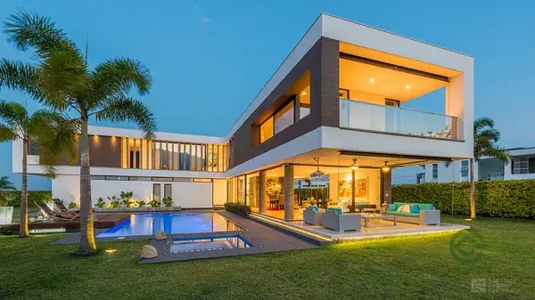 Solar con Licencia en Esporles 4500m2 Chalet y Casa Invitados