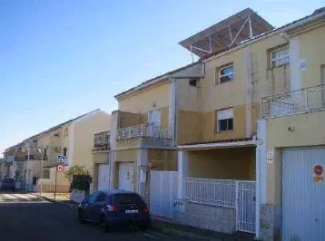 Casa Adosada 5 Dormitorios Argamasilla de Calatrava