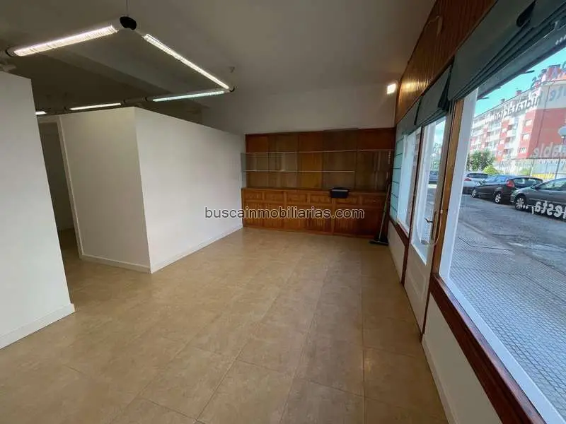 Local Comercial en Venta Colindres 51m2 Reformado