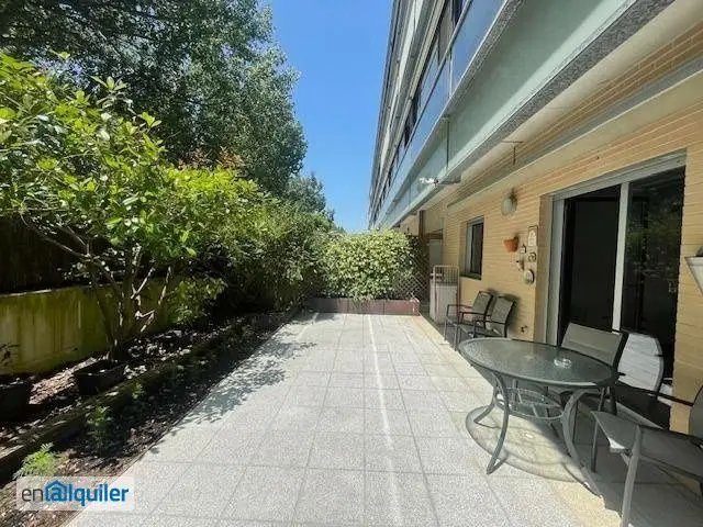 Alquiler Piso 114m2  Terraza Jardin Garaje Trastero Sarriguren