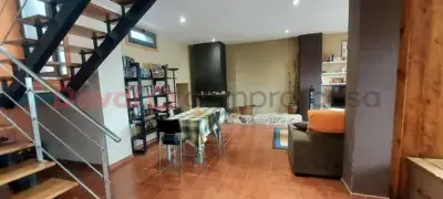 Chalet en Venta en Amorín Cerca del Río Miño