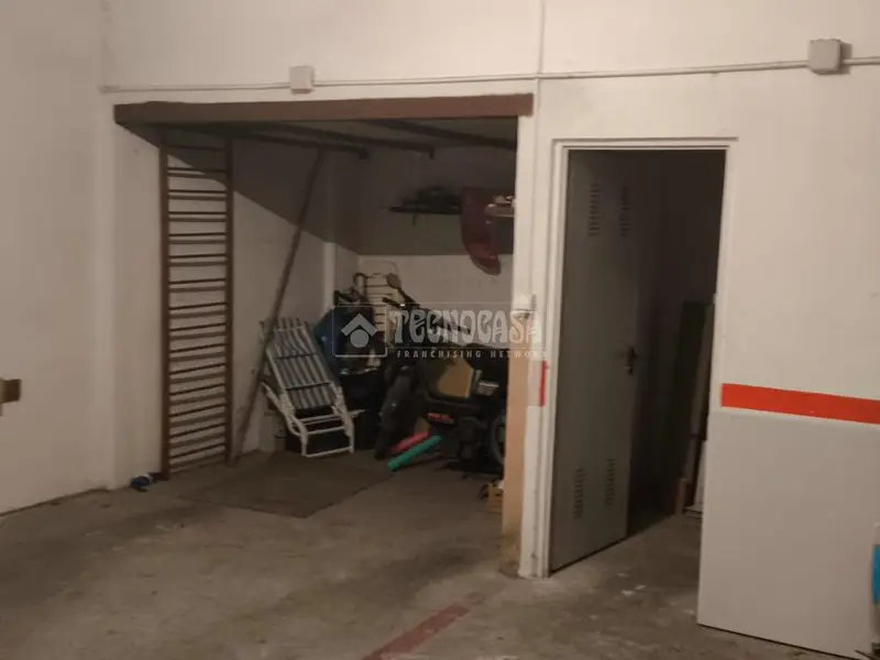 Box/plaza de garaje en venta en Cúllar Vega